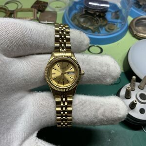 Citizen CQ Watch Women 25mm Champagne Dial Gold Tone Daydate 1002-R15101 NewBat